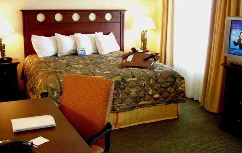 Hampton Inn & Suites Tampa Ybor City Downtown Værelse billede